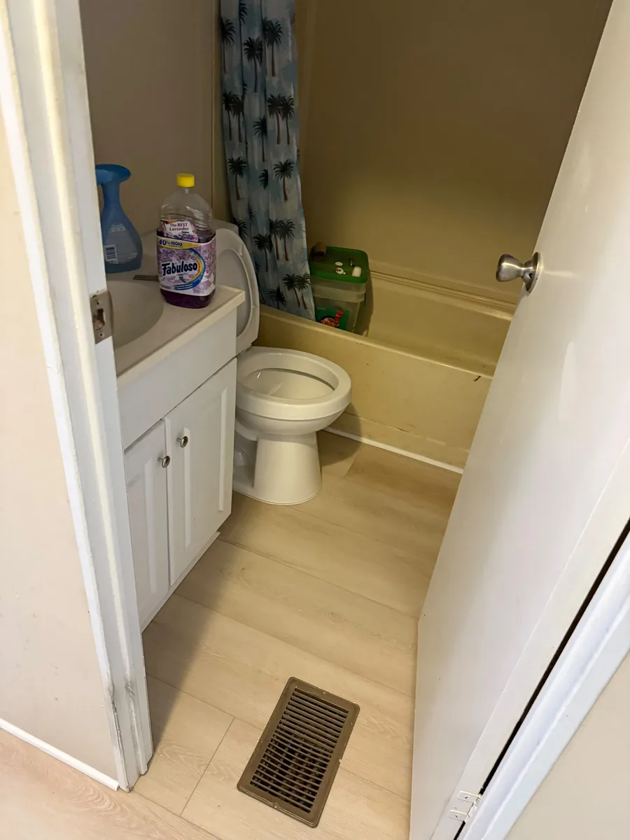 Completed vinyl flooring in a Winter Garden bathroom