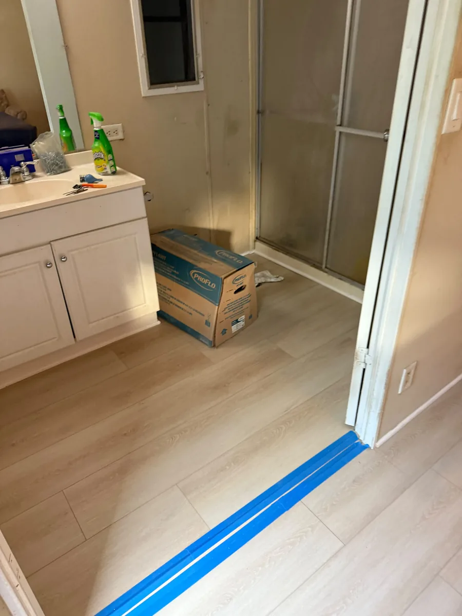 Vinyl flooring through a Winter Garden bathroom hallway